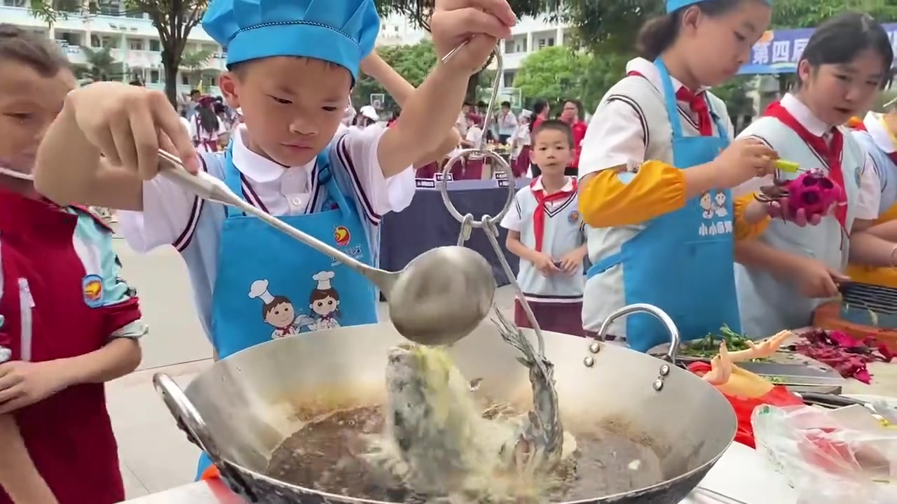 现在的小朋友都那么“卷”了吗？自愧不如甘拜下风