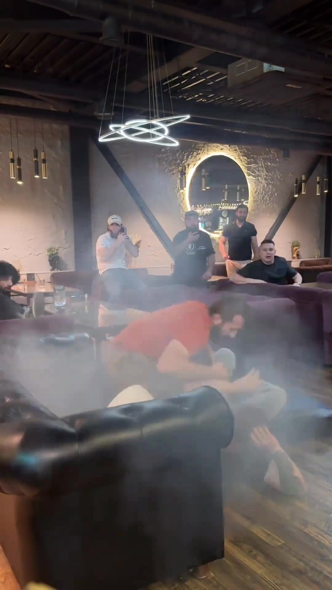 国外人少系列！这可不是开玩笑！人都飞起来了！
