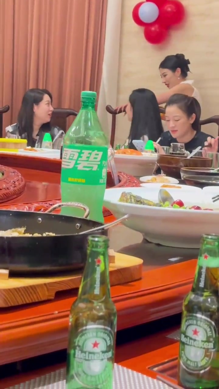 提前拍视频！大姐是有确凿的证据啊？！
