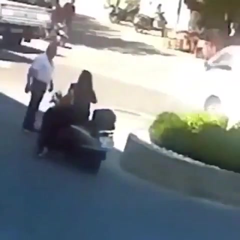 大爷：姑娘 我今天非死不了吗？