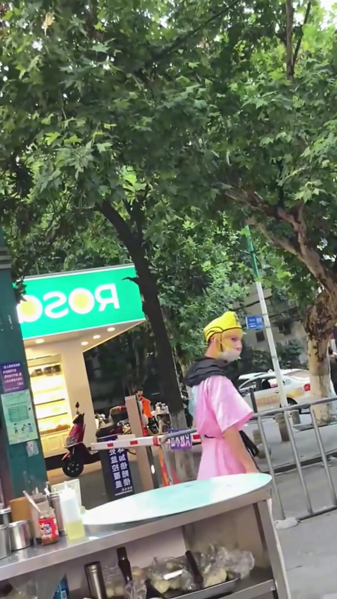 这也能赚钱？扔树上我也会啊！