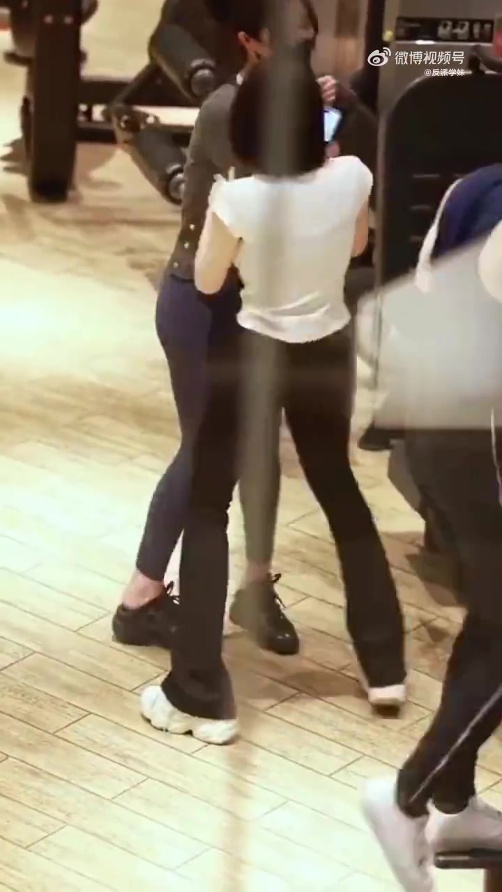 为什么我去健身房碰不见这种 ​