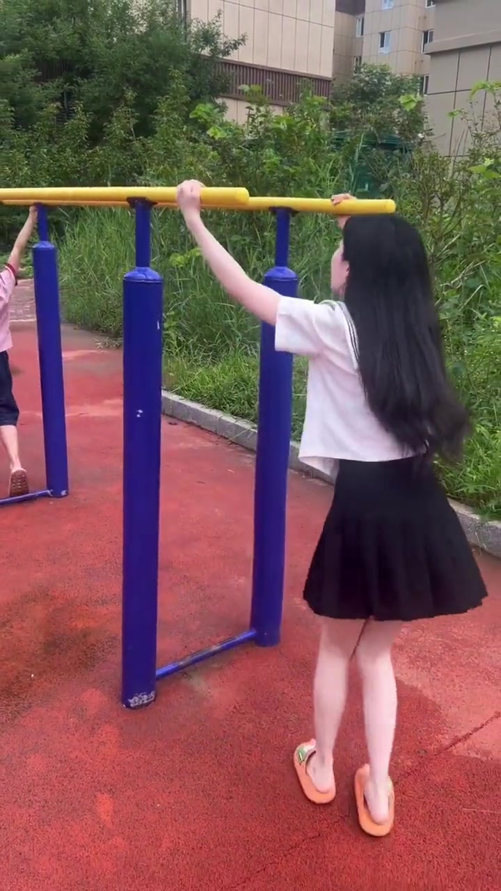 小姐姐体操技能拉满了