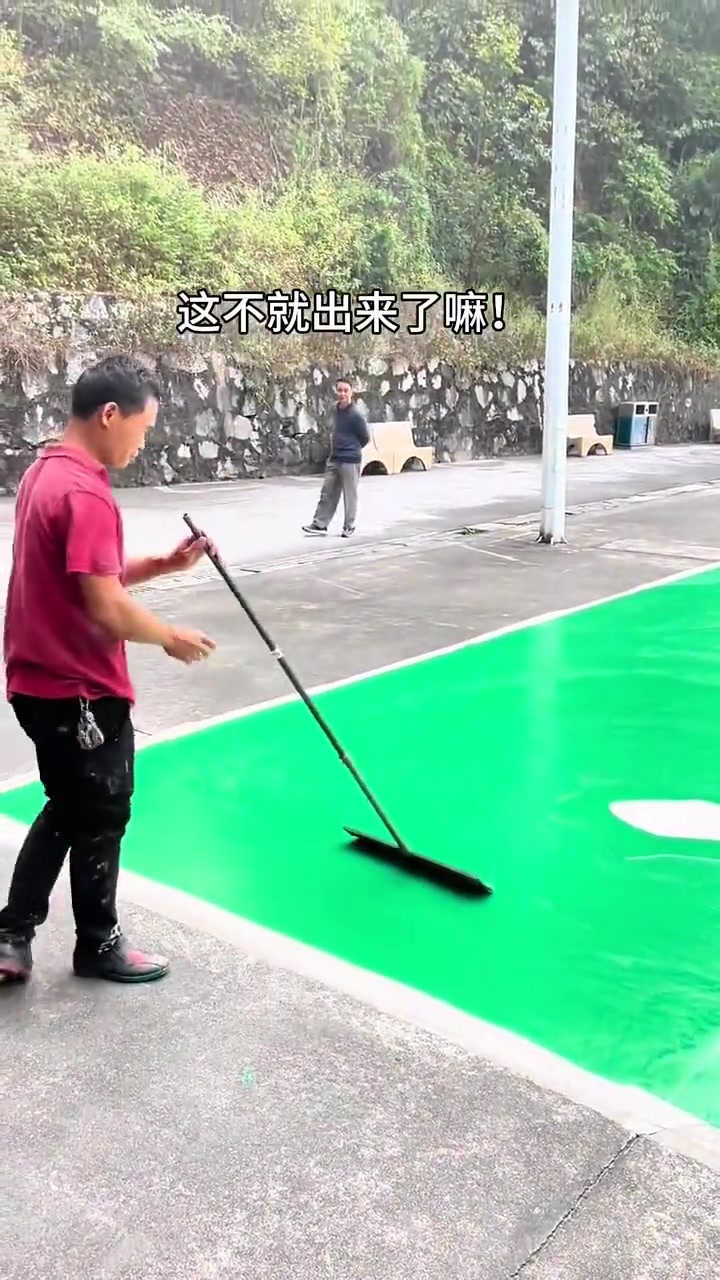 脱了裤儿放屁，多此一举