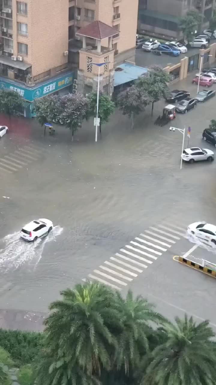 这种情况也能撞车？