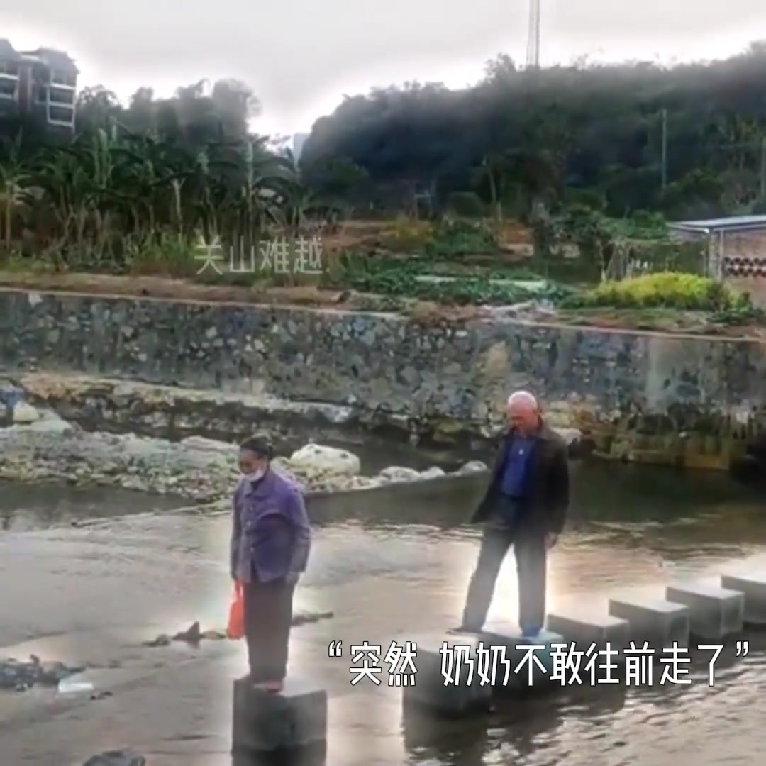 落俗不可避免，浪漫至死不渝