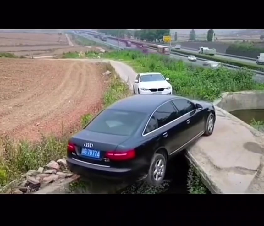 白车：我是宝马不是法拉利，这车让得受宠若惊啊