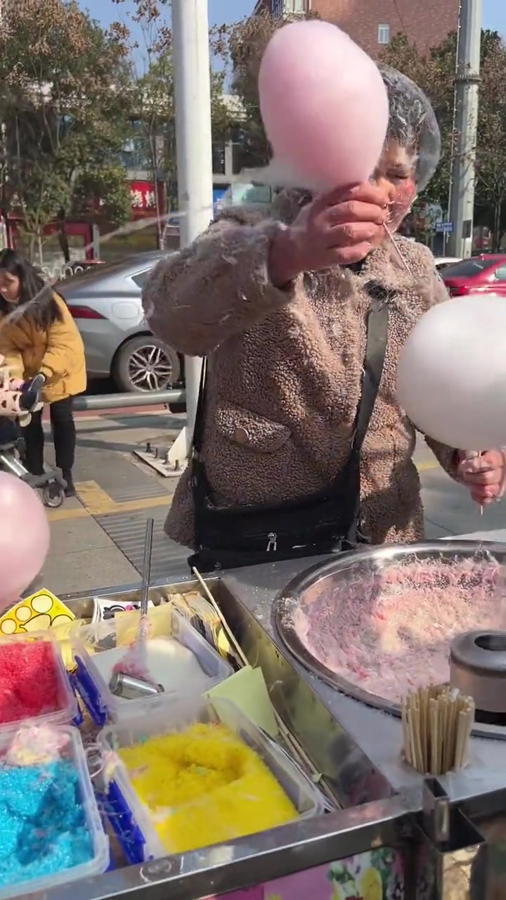 这糖人儿做的栩栩如生