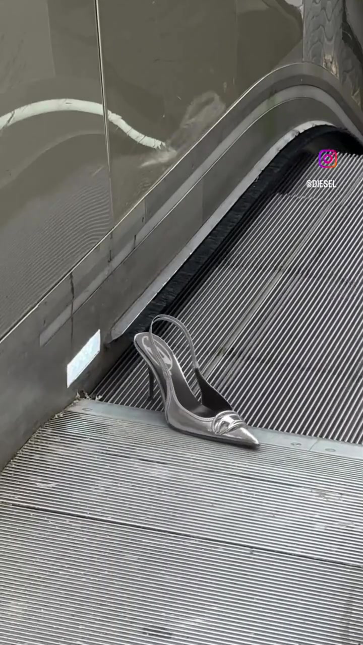 电梯威力这么大啊！堪比粉碎机