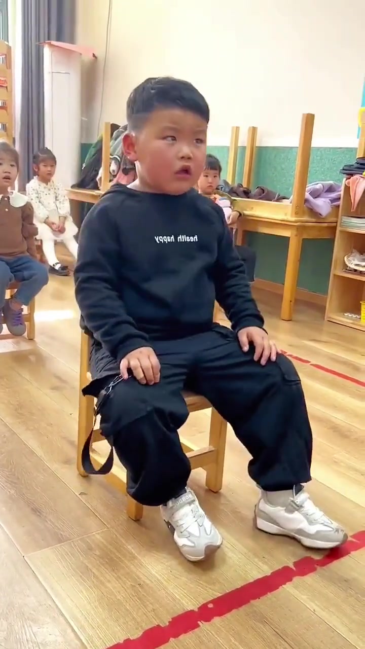 从幼儿园就开始“身不由己”