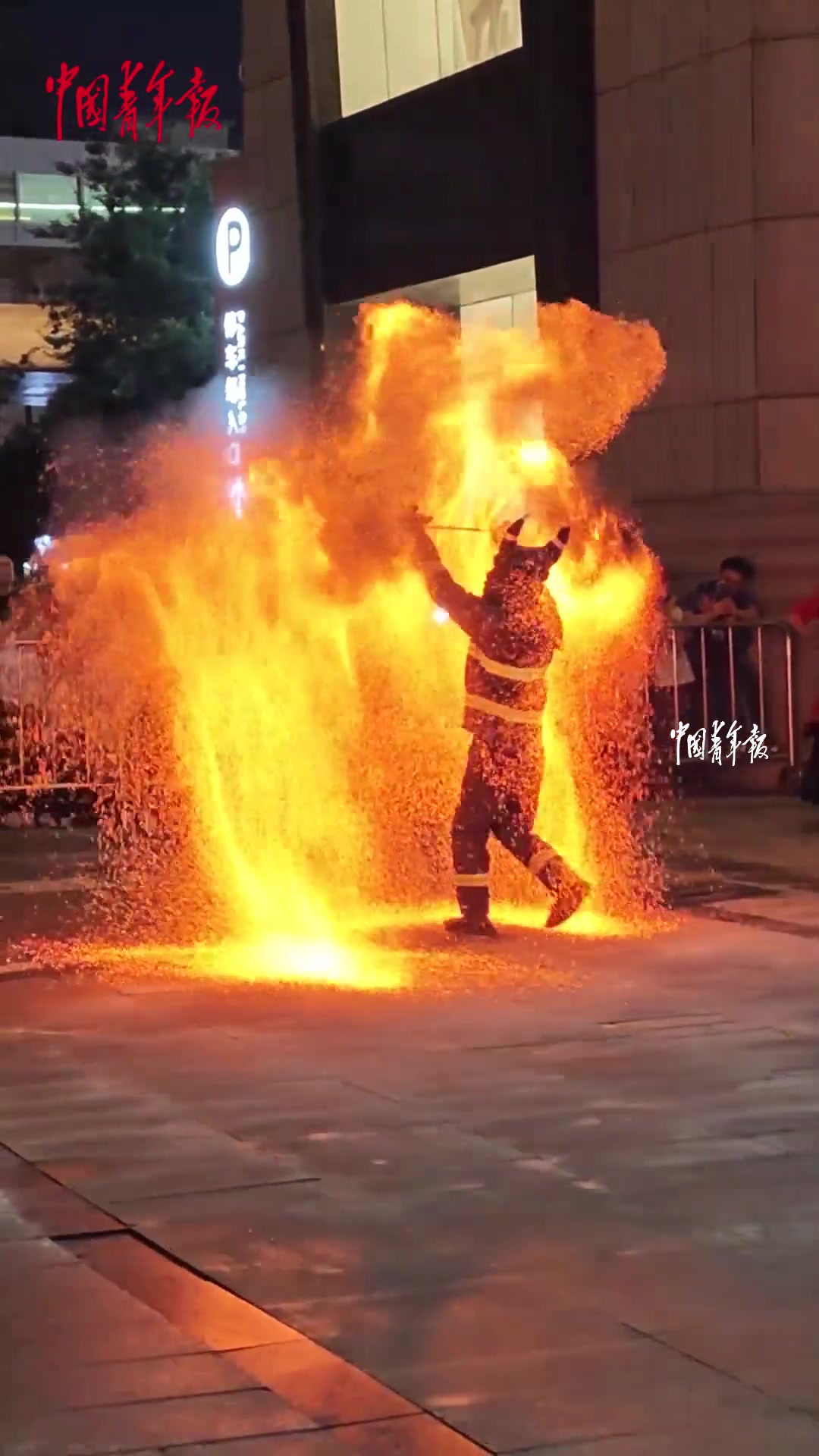 这是我看过最震撼的表演！没有之一！