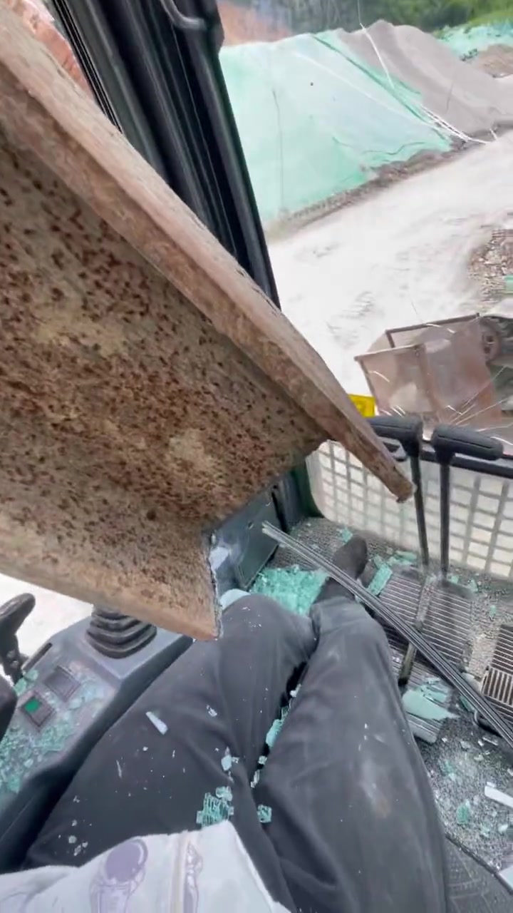 下次先出来 别第一时间拍视频