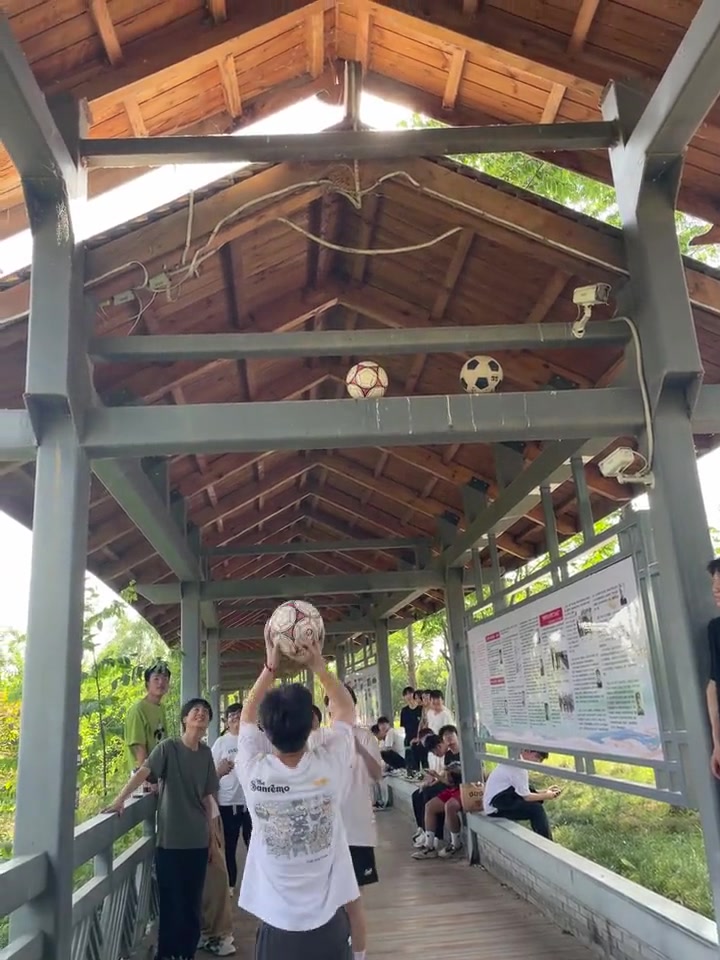 只有男生才懂，把这个球投上去的含金量