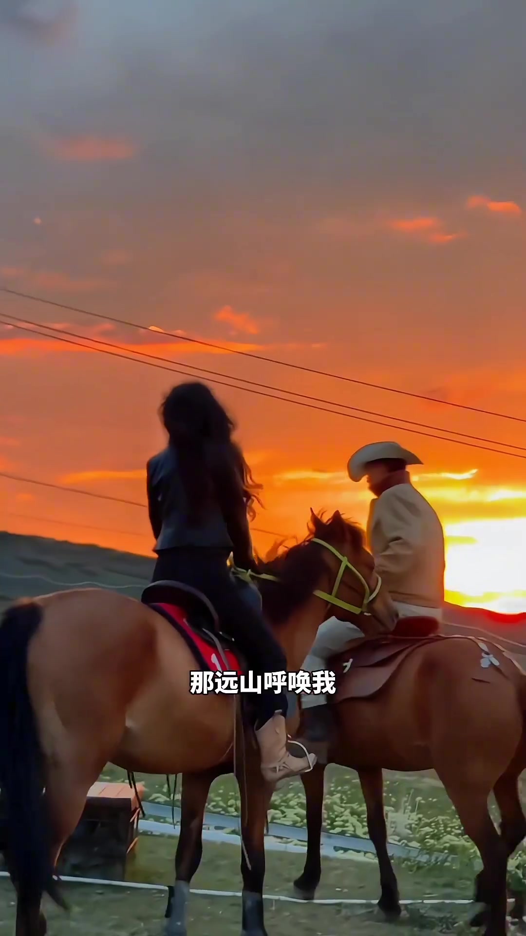 汪峰陪森林北骑马！爱情骑马双丰收啊