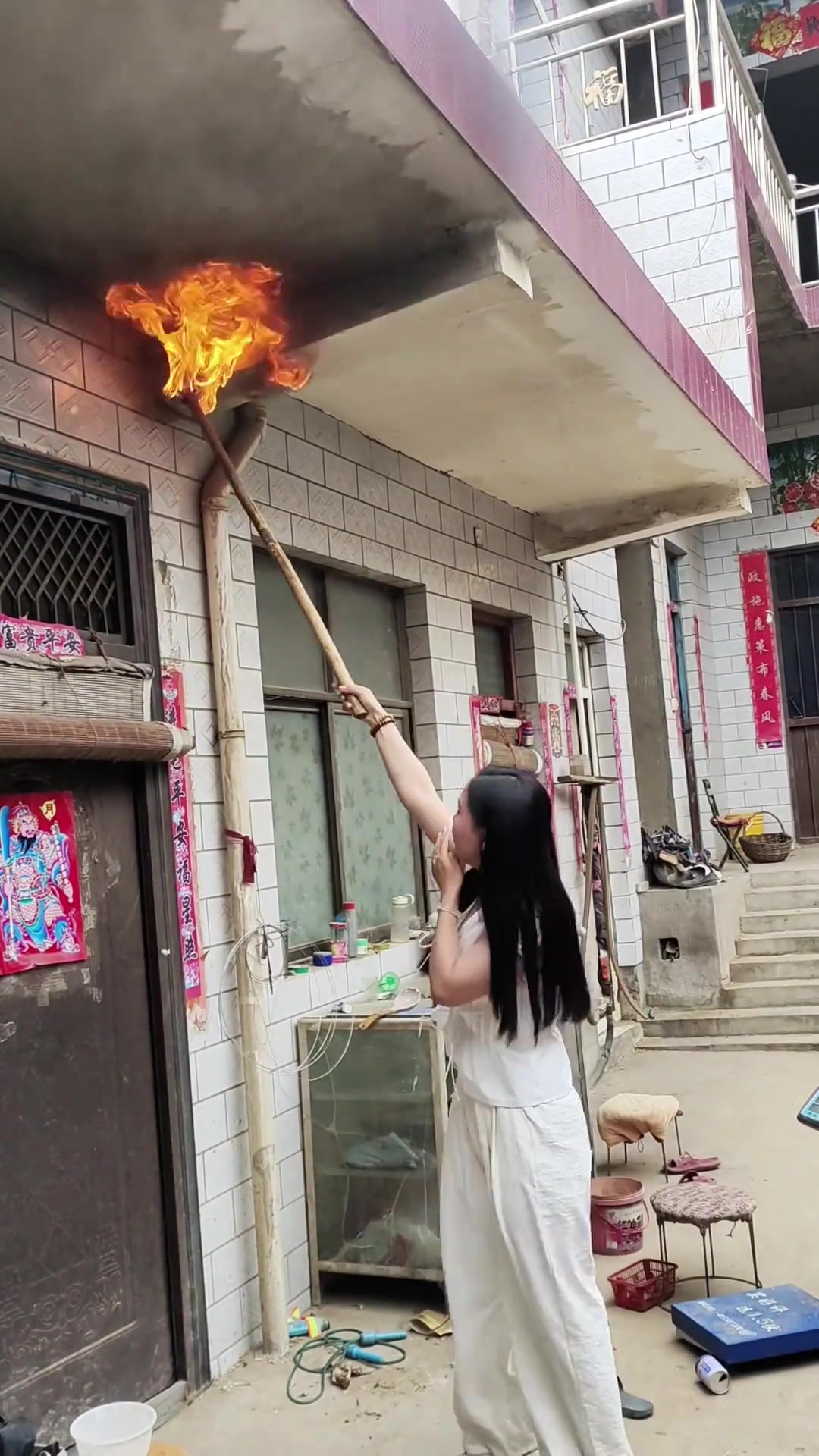 吧友们有烧过马蜂窝吗？