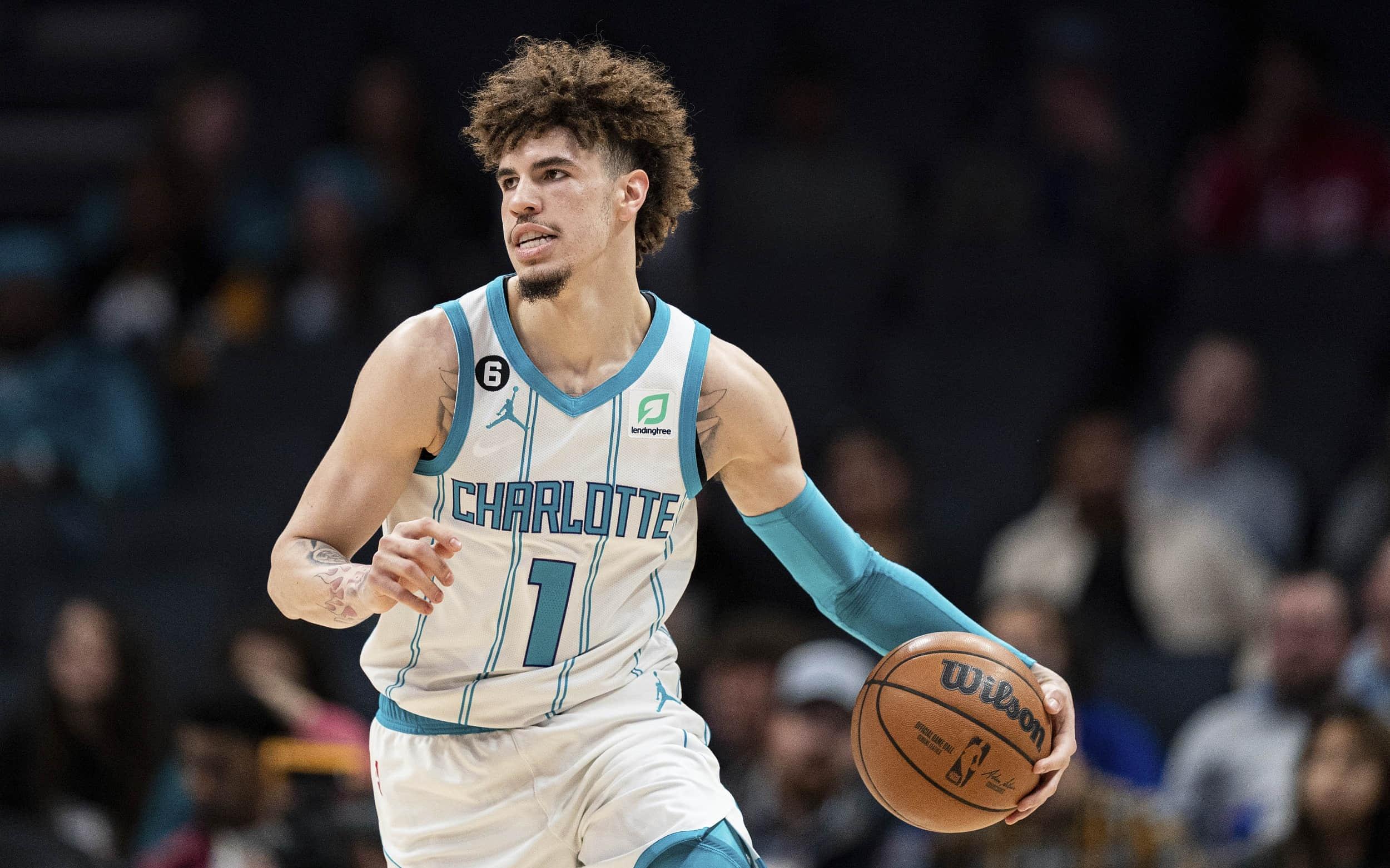 美记：黄蜂队希望鲍尔在新赛季NBA中进一步承担领袖角色