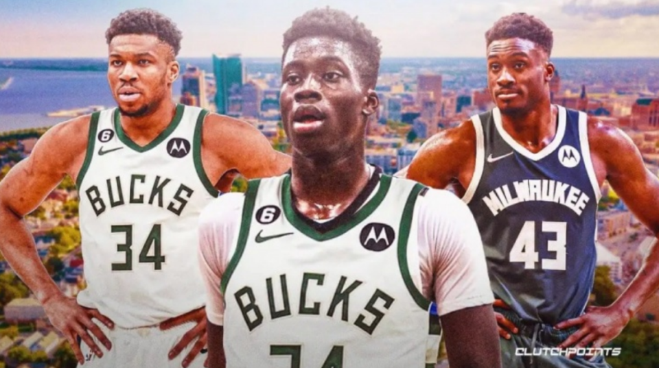 NBA历史首次！雄鹿双向合同签字母弟三兄弟同队为留字母哥拼了