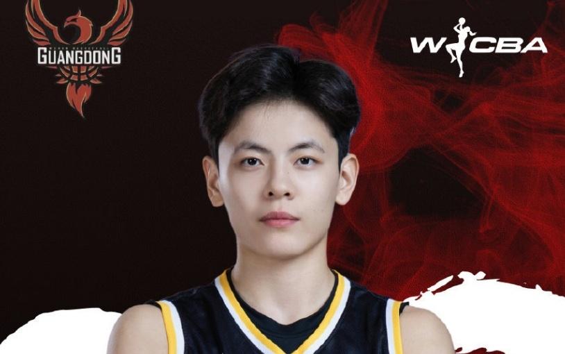 WCBA揭幕战：广东女篮领冠戒大胜江苏杨舒予15+6+7罗欣棫21分