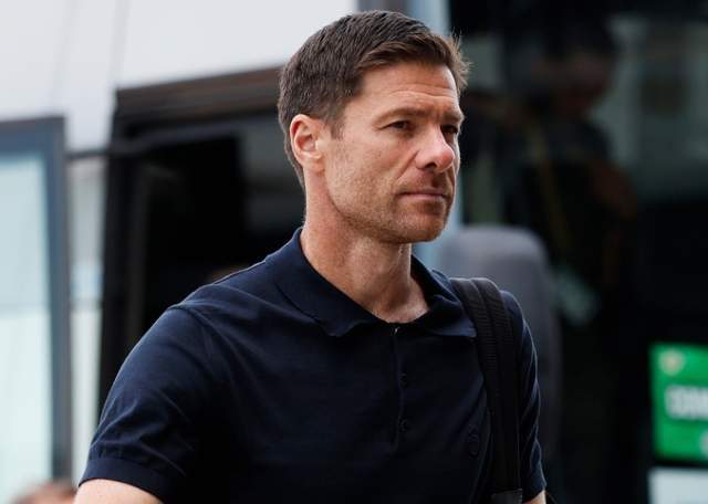 凌晨4点皇马亮相欧冠：阿隆索打响保卫战！4场不胜将是灾难