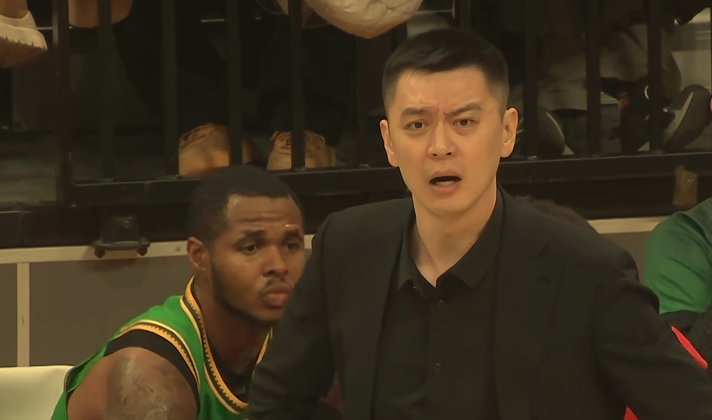 辽篮4分憾负遭双杀！四连主1胜3负一言难尽，亨特不如布朗奥利弗