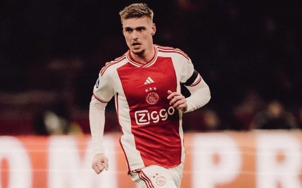 斯基拉：拉齐奥接近签下肯尼思泰勒，转会总价1600万欧