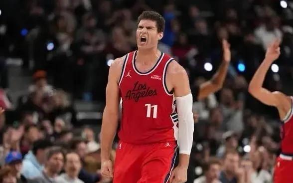 拒绝换队！和快船共进退，名记曝哈登想法，弗兰克也要交易新巨头