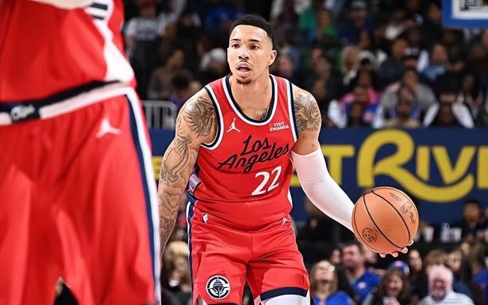 正负值33！快船侧翼新星怎么会突然间在防守端彻底断电了