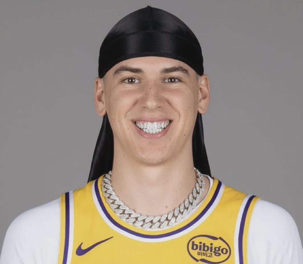 重磅签约！27+25+13！湖人正式收获新巨头