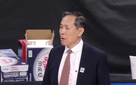 CBA上演巅峰对决，夺冠热门4核心伤缺，老帅恐遭惨败，CCTV5直播