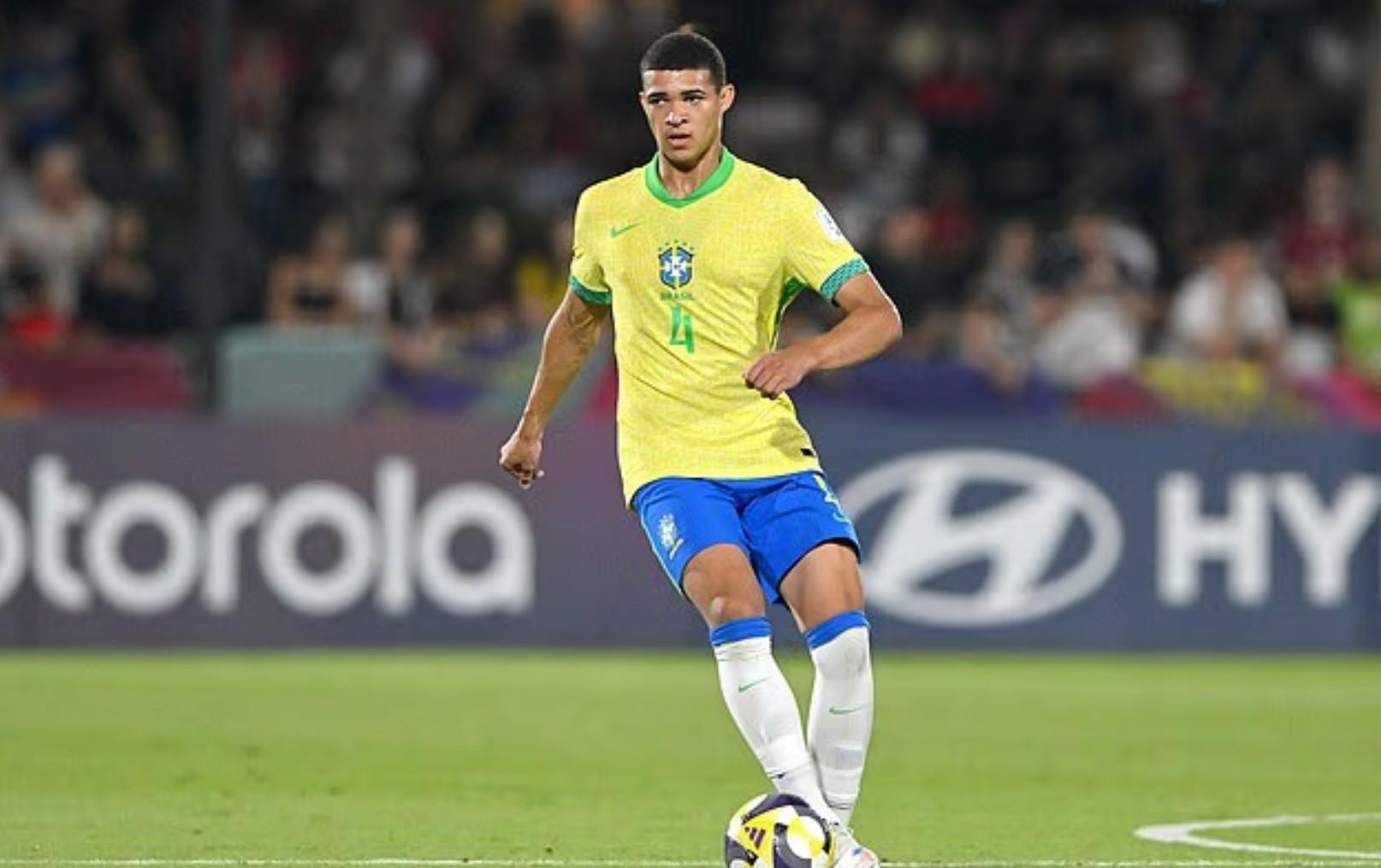 阿斯：切尔西与曼联已接触巴西U17国