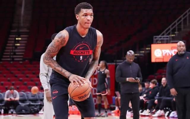 合砍36分15篮板，火箭双锋线分担得分压力杜兰特让球权转型辅助