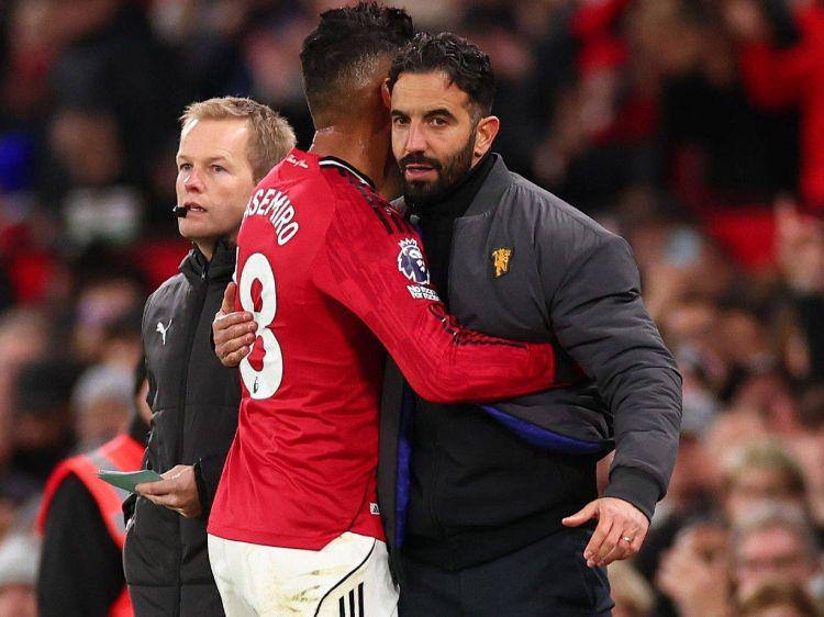 曝卡塞米罗拒绝降薪续约曼联原因！经纪人预测其离队，有别于马奎