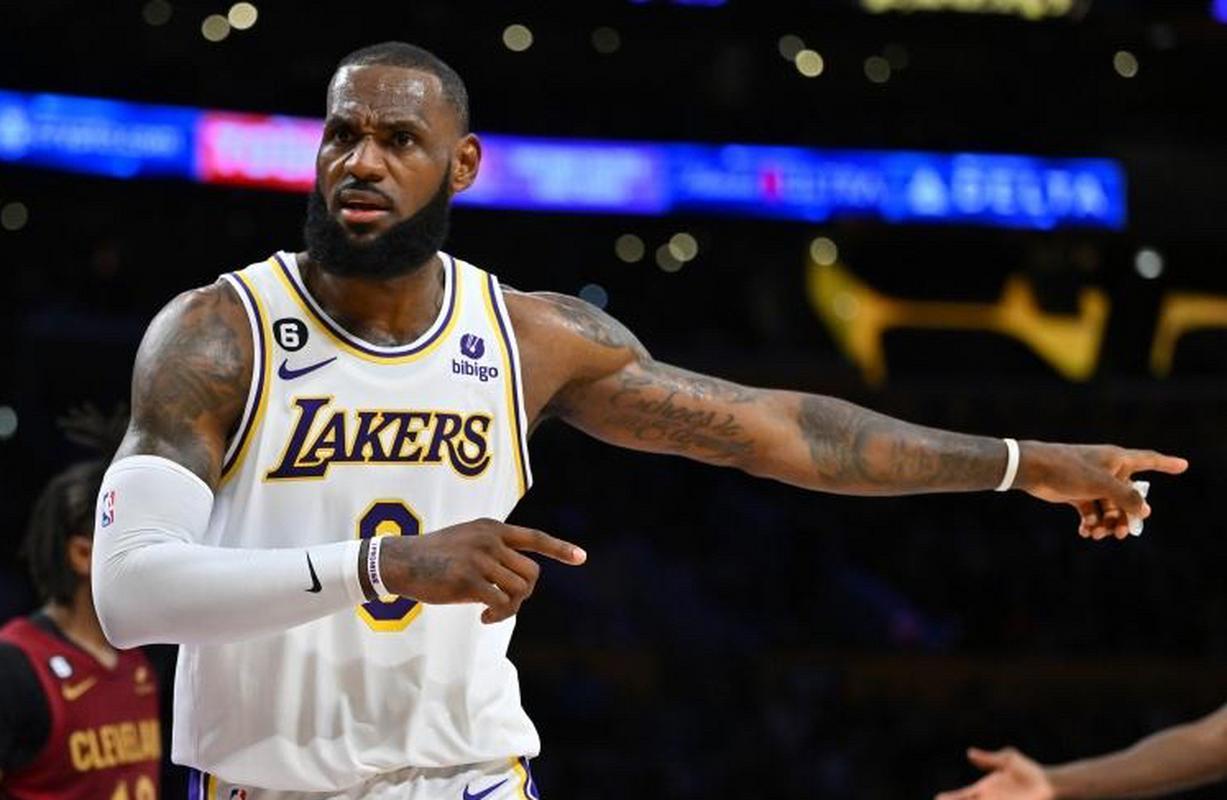 开天眼重排2003年NBA选秀，韦德当选状元，波什加盟公牛