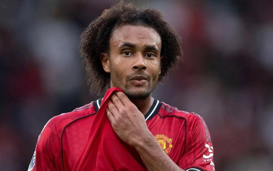 记者：齐尔克泽有可能会离队，曼联有信心从他身上收回转会费