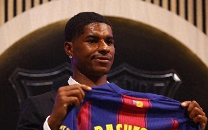 拉什福德引发巴塞罗那球迷热议，多数支持买断条款