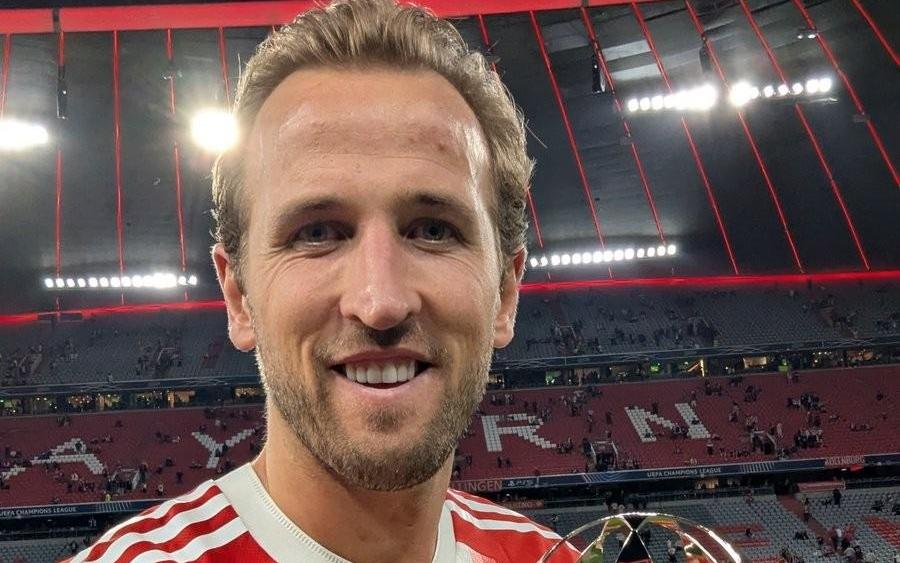 梅开二度，凯恩当选拜仁vs切尔西欧冠官方全场最佳球员