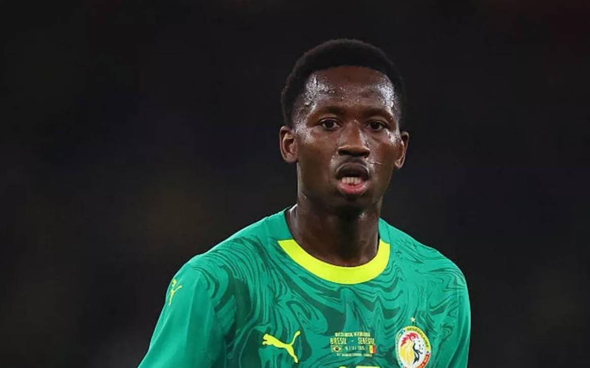 塞内加尔主帅：帕普萨尔被撞了一下不太舒服，但不是大问题