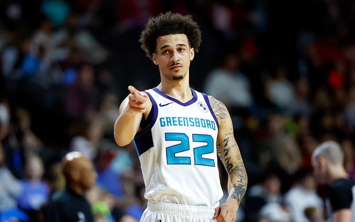 火箭先签后裁签黄蜂二队侧翼大闸，他