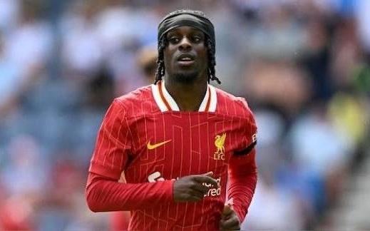 弗林蓬数据：上场58分钟22次传球，2次抢断3次解围