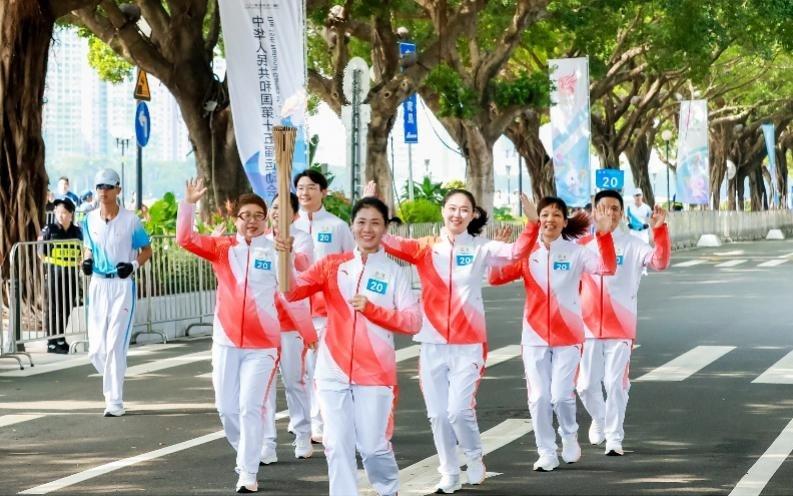 十五运外来工火炬手：把广州的包容和