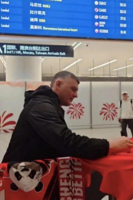 蓉城新帅+茹萨都到了！队长不走继续争冠，海港5大冠军外援都走了