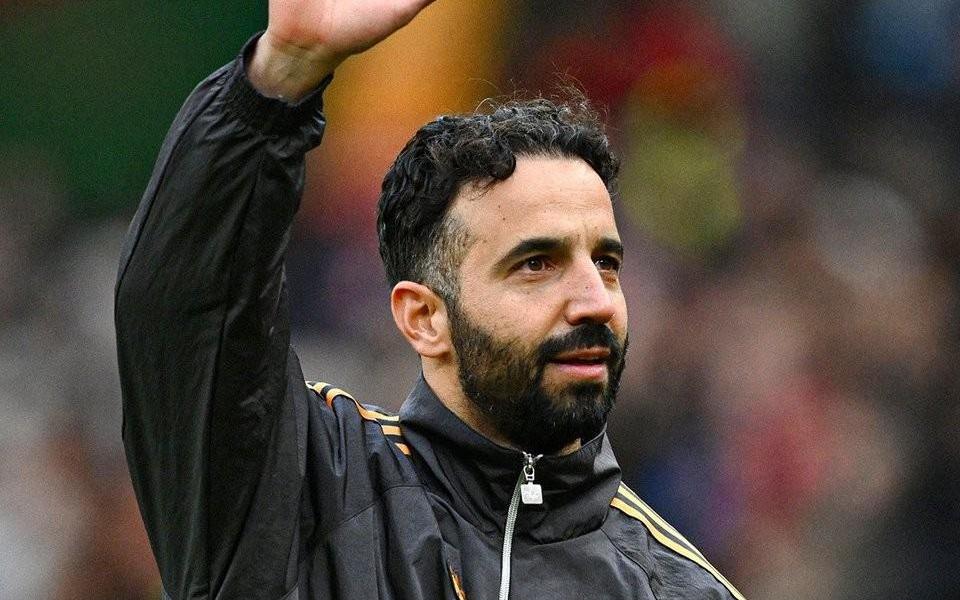 302胜25平,曼联队史英超主场半场领先仍保持不败