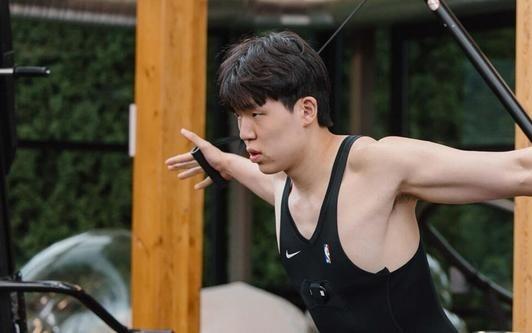 杨瀚森：能猜队友说的英语意思除了我之外大家都能跑能跳