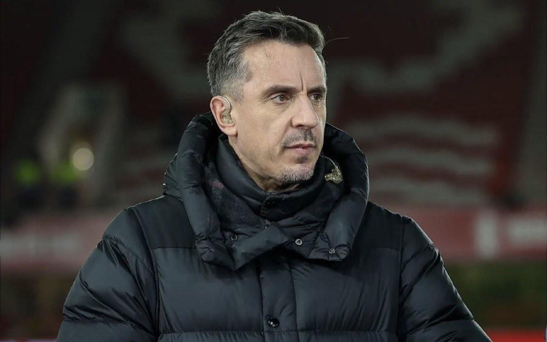 内维尔：阿莫林改踢442是正确的决定