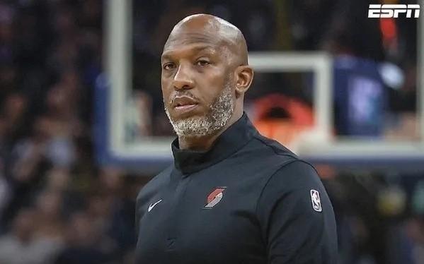 波特兰记者:开拓者对比卢普斯事件下达封口令,新闻发布会取消了