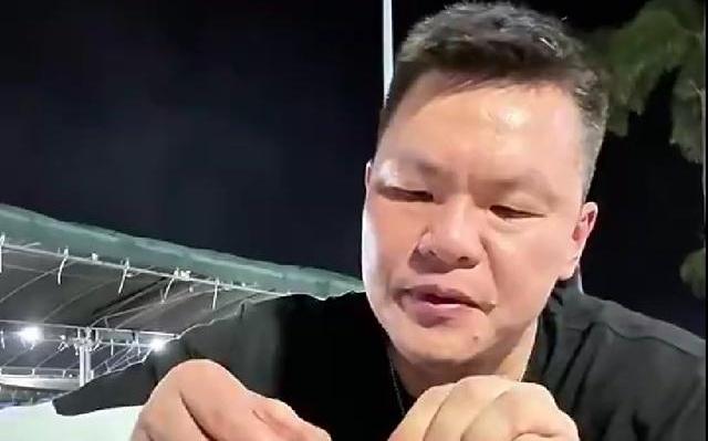 朱芳雨王治郅是我认识唯一没有微信的人请我们吃饭都是刷信用卡