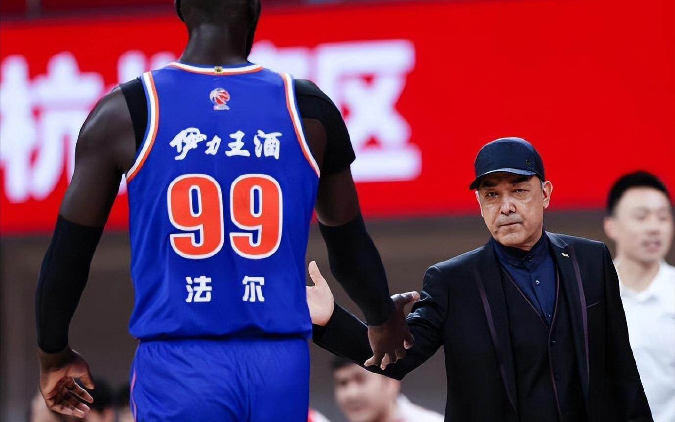 官宣加盟！2米28大外援正式重返CBA，新赛季最高球员