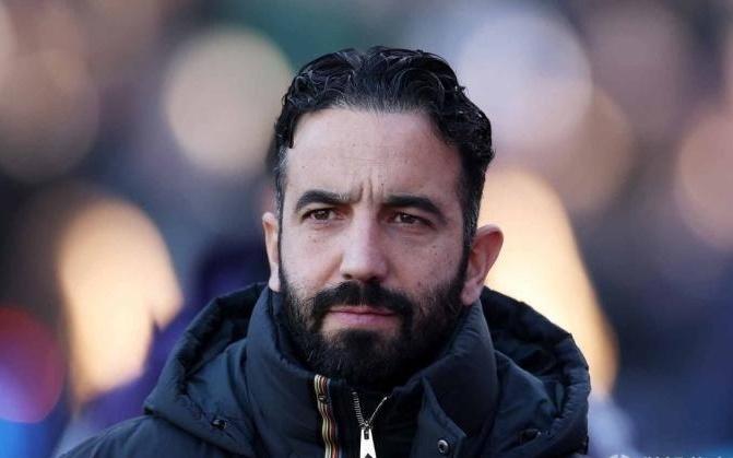 击败水晶宫、狼队，阿莫林首次带领曼联在英超收获客场连胜