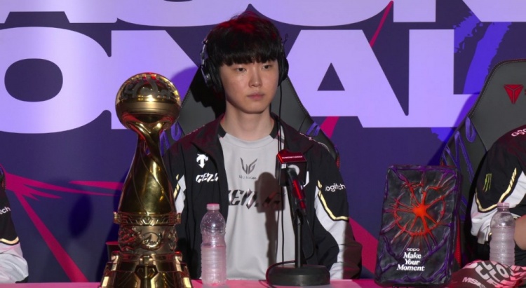 Chovy：Faker选手一直以来都是强大的
