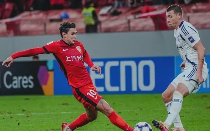 亚冠摆烂！中超内卷！两场02背后的中国足球困局！